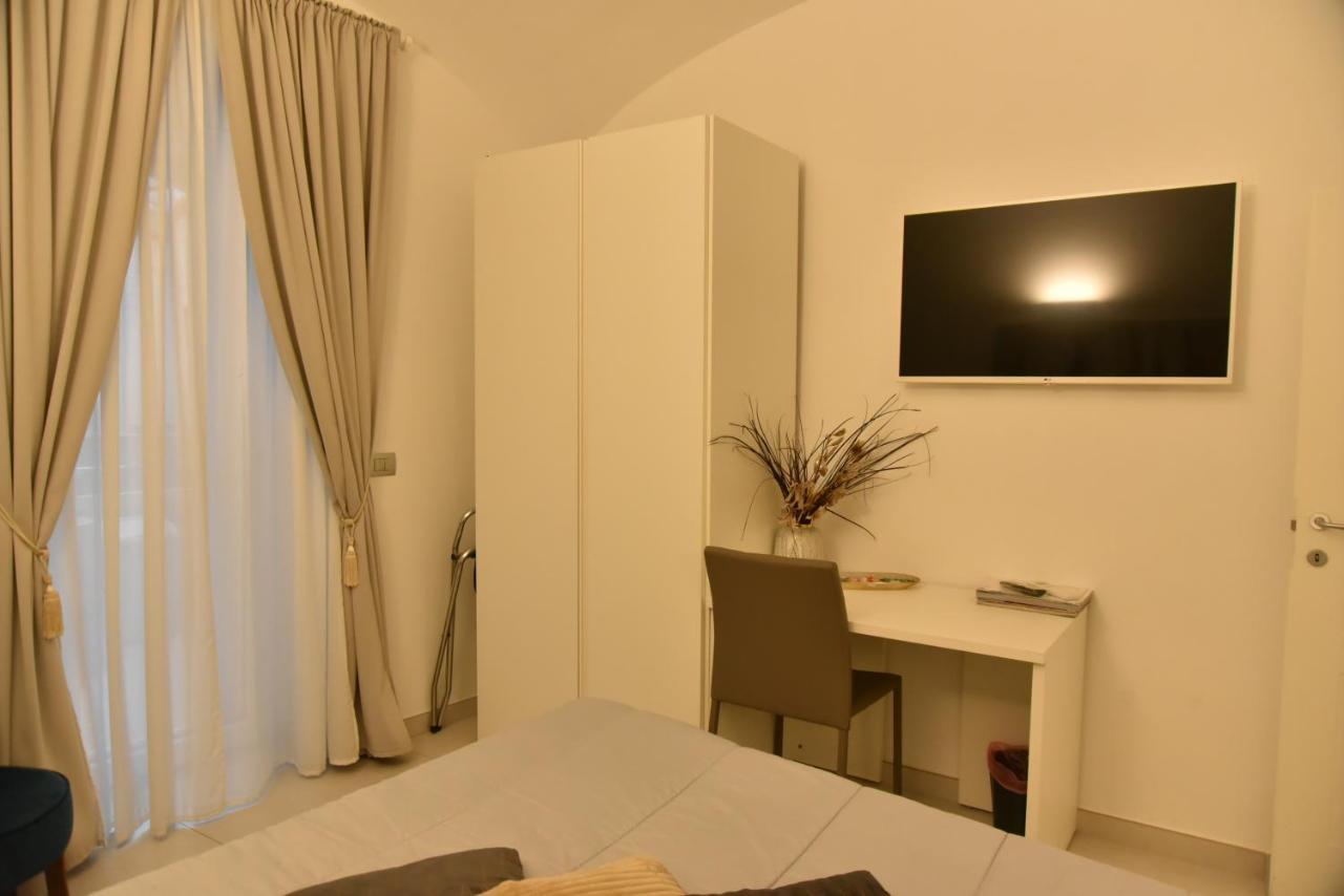 Conte Max Rooms Termoli Exterior foto
